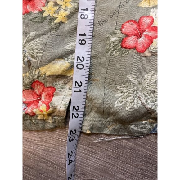 Havana Jacks Cafe Green Tropical Floral Short Sleeved Button Up Top - Picture 10 of 10